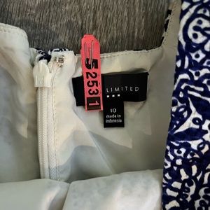 Patterned beautiful white and blue dress